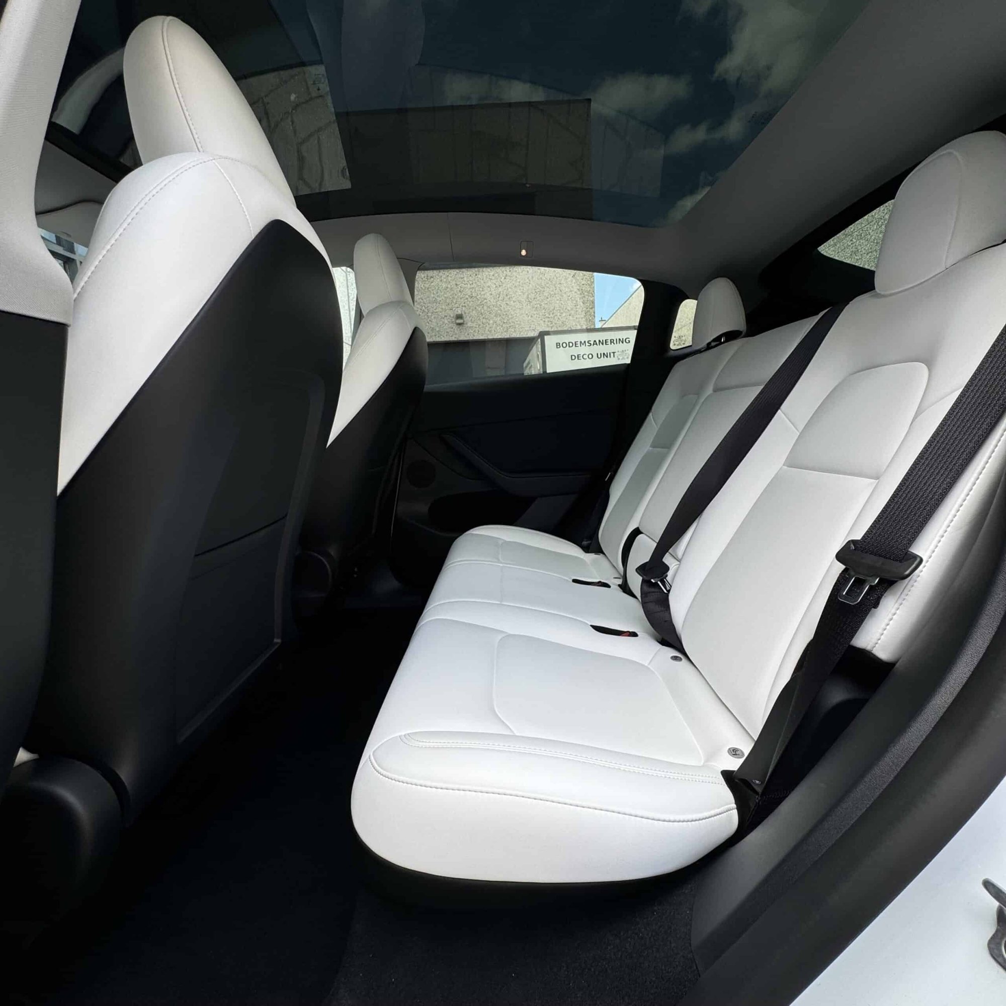 Tesla Model Y RWD MMX PACK + IAP — foto 10