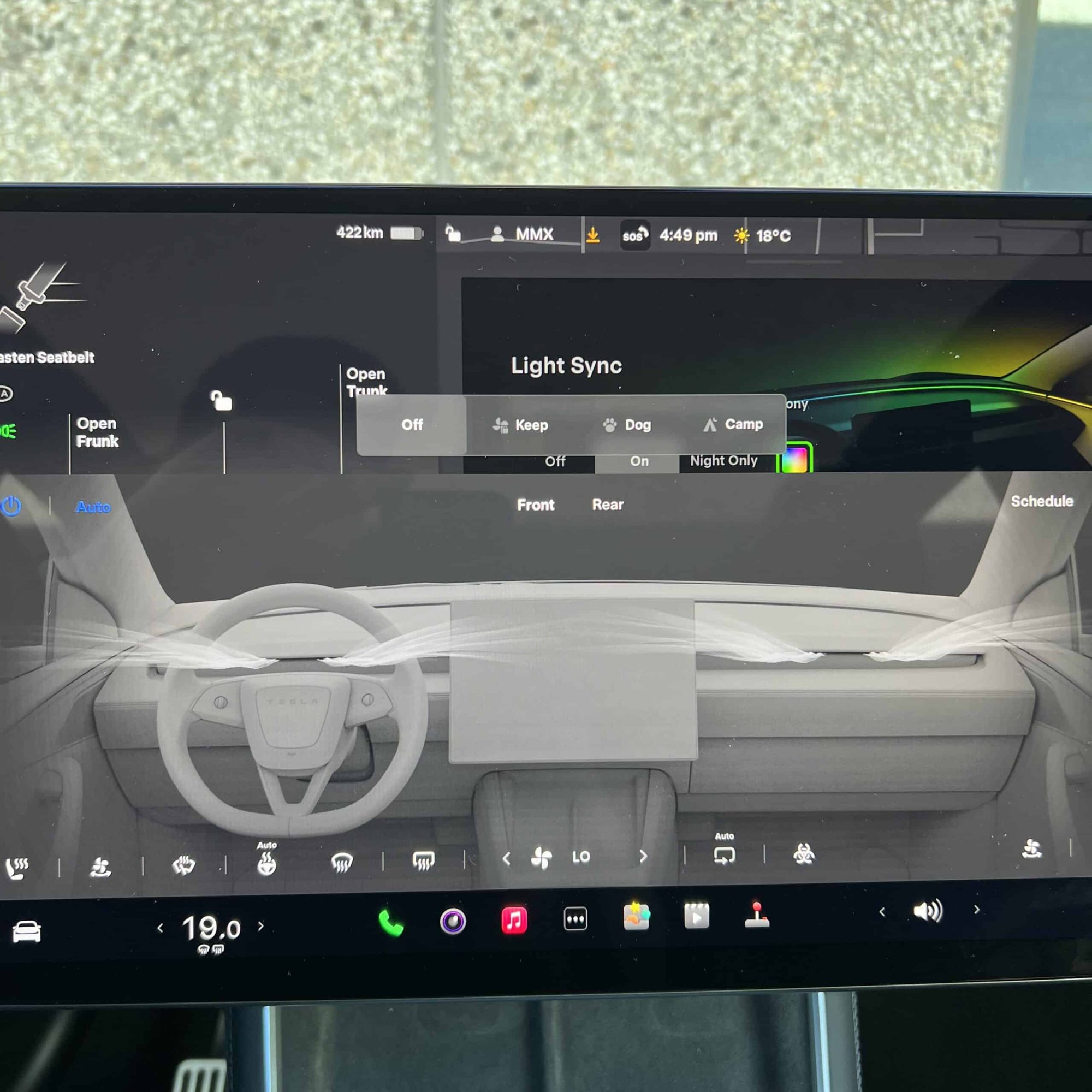 Tesla Model Y JUNIPER LFP PREMIUM + IAP + HW4 + SOH 98.9% — foto 19