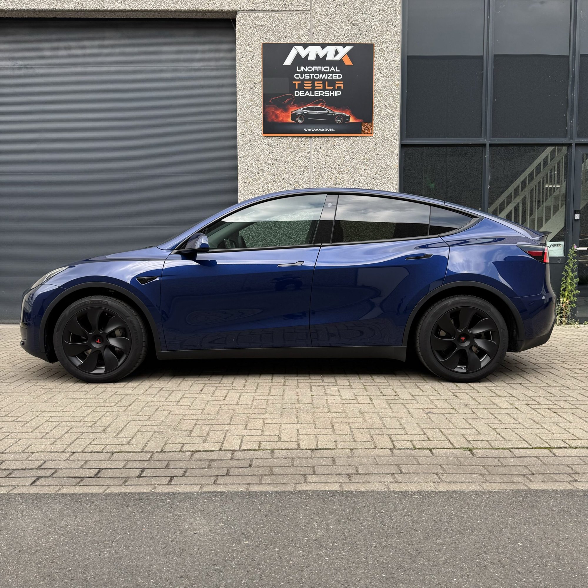 Tesla Model Y PREMIUM LFP RWD + MMX PACK + IAP + HW4 + SOH 97% — foto 6