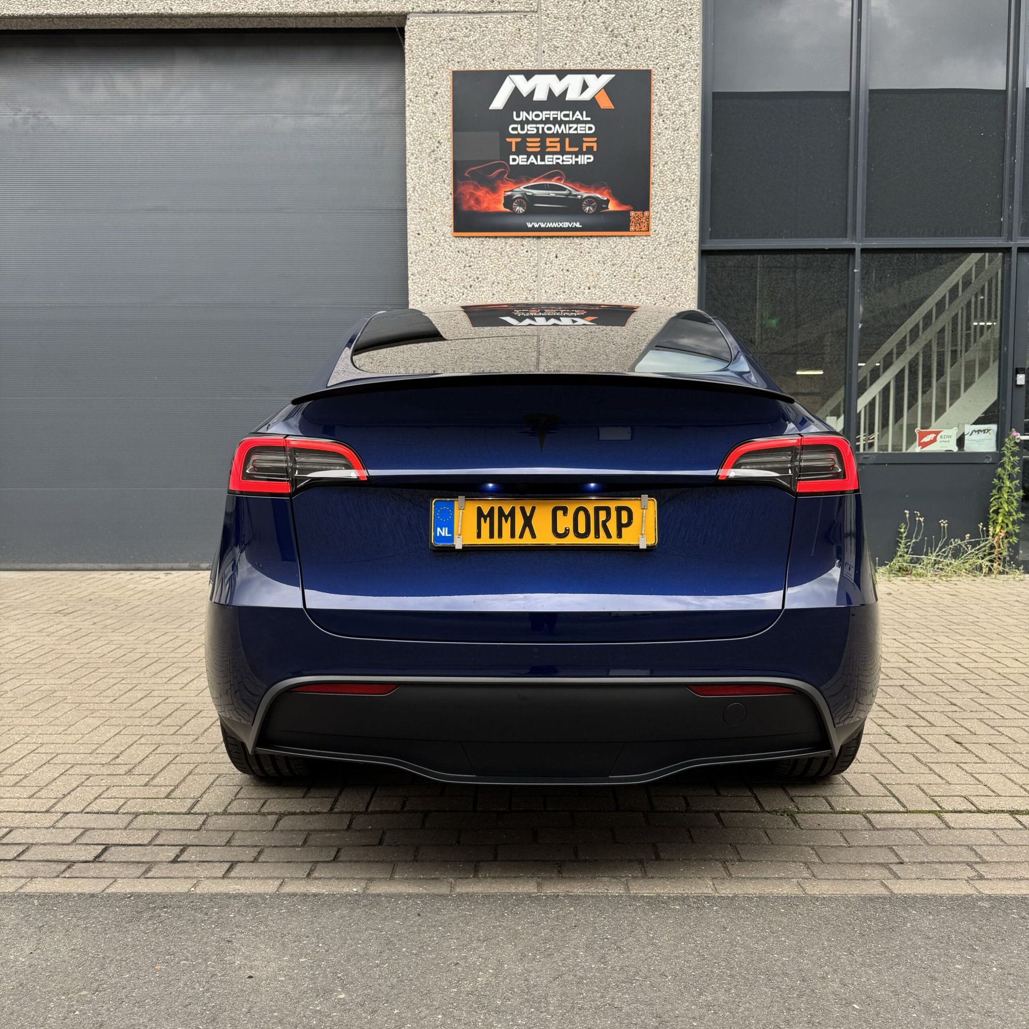 Tesla Model Y PREMIUM LFP RWD + MMX PACK + IAP + HW4 + SOH 97% — foto 8