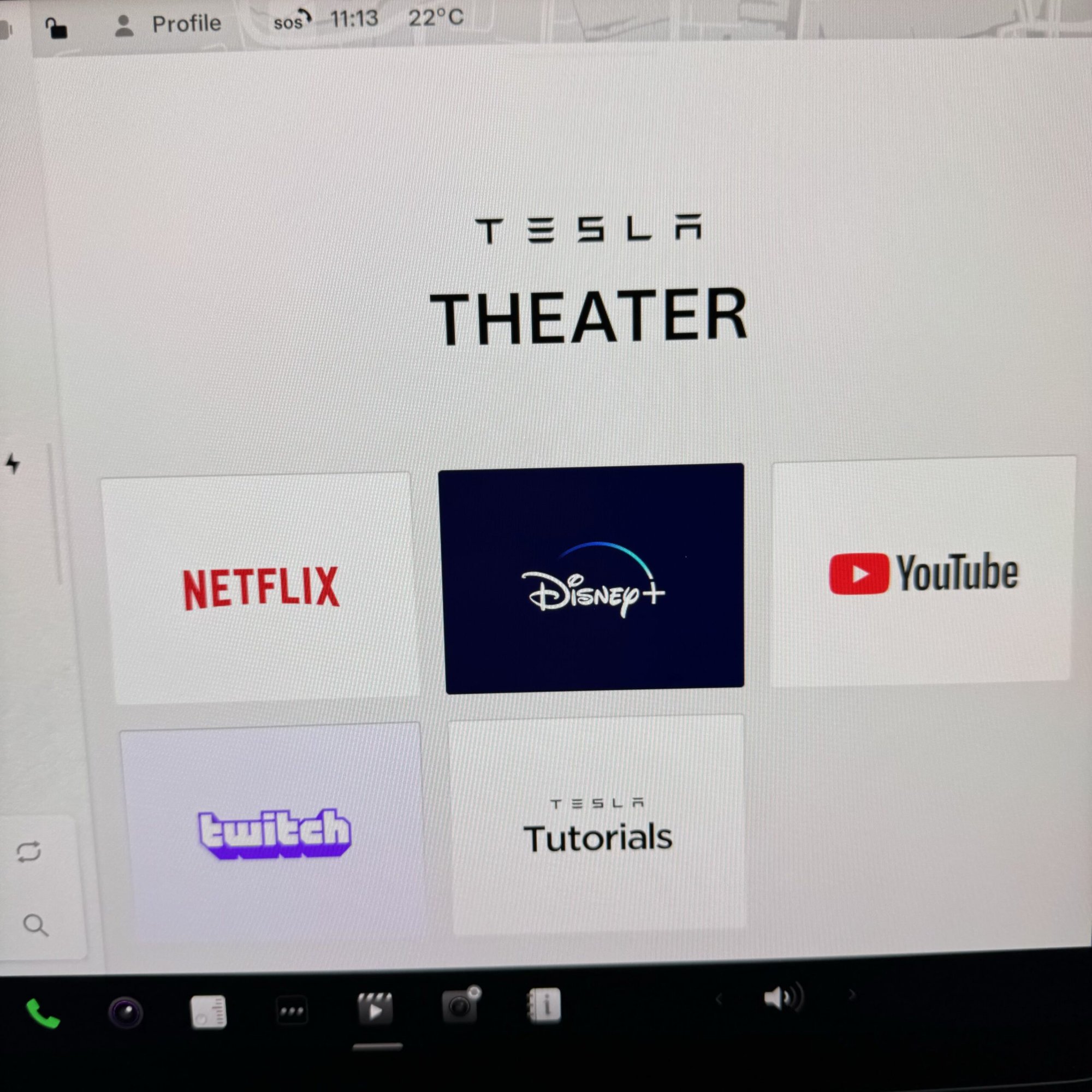 Tesla Model Y PREMIUM LFP RWD + MMX PACK + IAP + HW4 + SOH 97% — foto 12