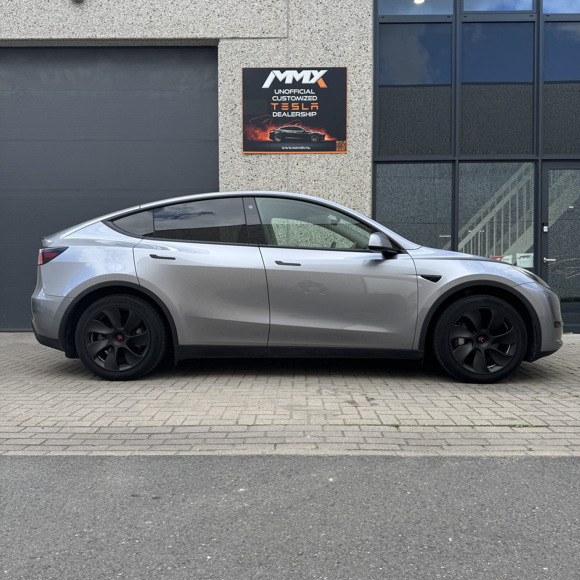 Tesla Model Y PREMIUM LFP RWD + MMX PACK + IAP + HW4 + SOH 96.8% — foto 2