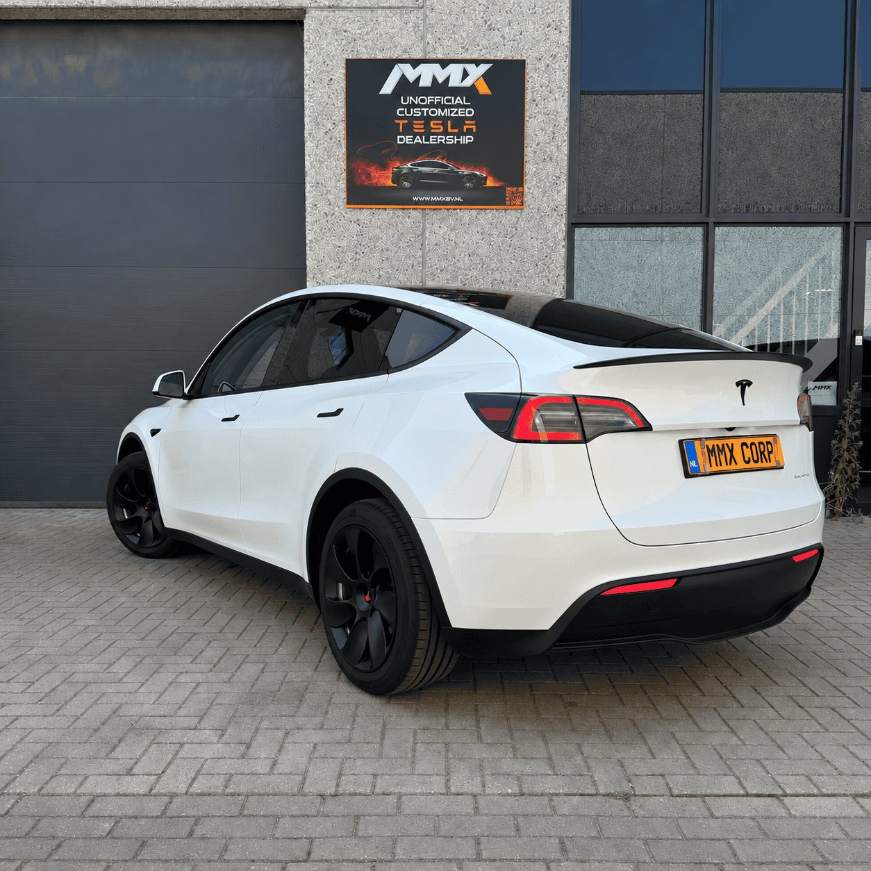 Tesla Model Y Long Range AWD + MMX PACK + IAP + SOH 94% — foto 7