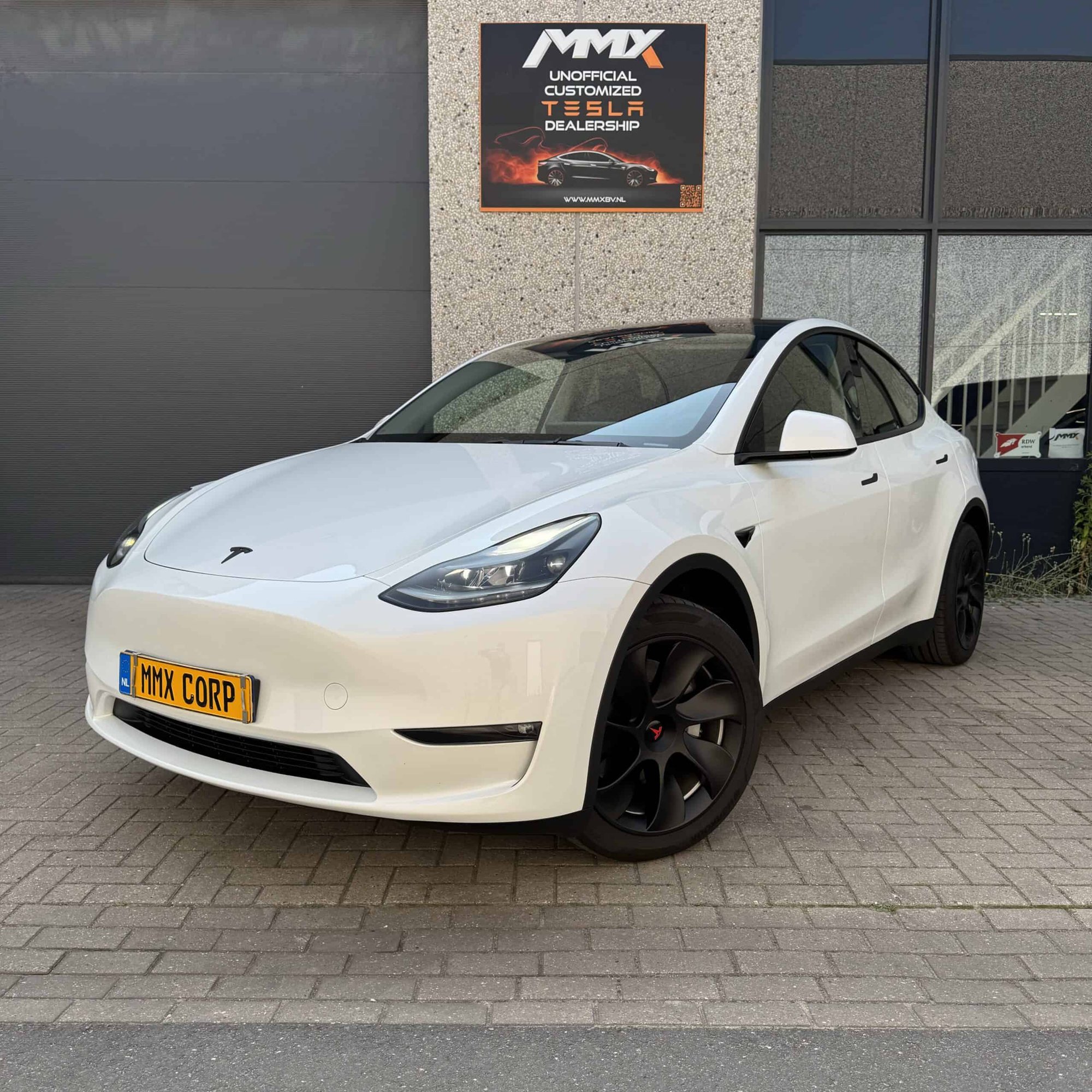 Tesla Model Y Long Range AWD + MMX PACK + IAP + SOH 94% — foto 5