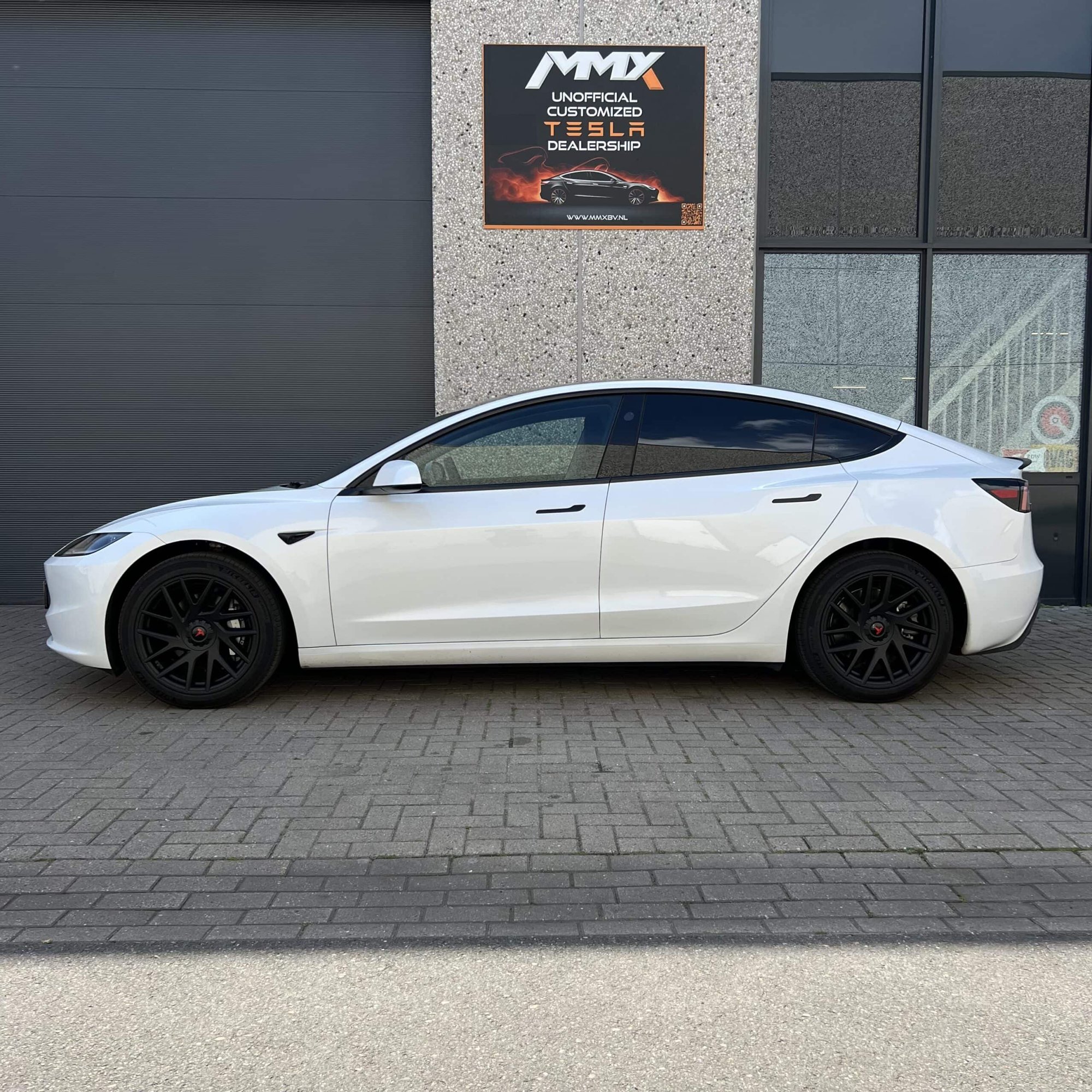 Tesla Model 3 HIGHLAND PREMIUM LFP RWD + MMX PACK + IAP + SOH 96.8% — foto 6