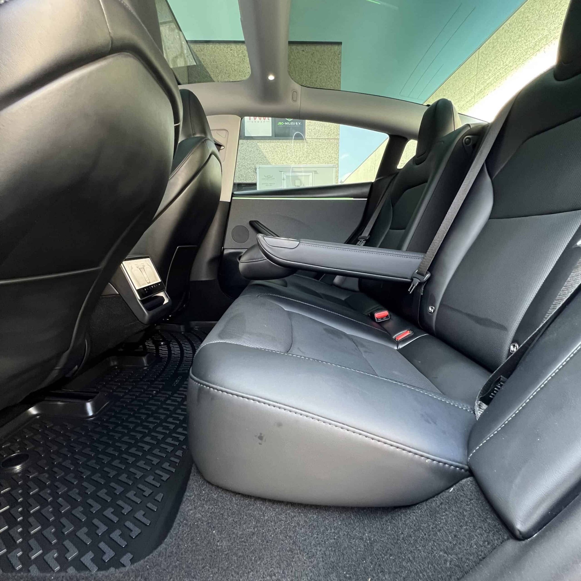 Tesla Model 3 HIGHLAND PREMIUM LFP RWD + MMX PACK + IAP + SOH 96.8% — foto 10