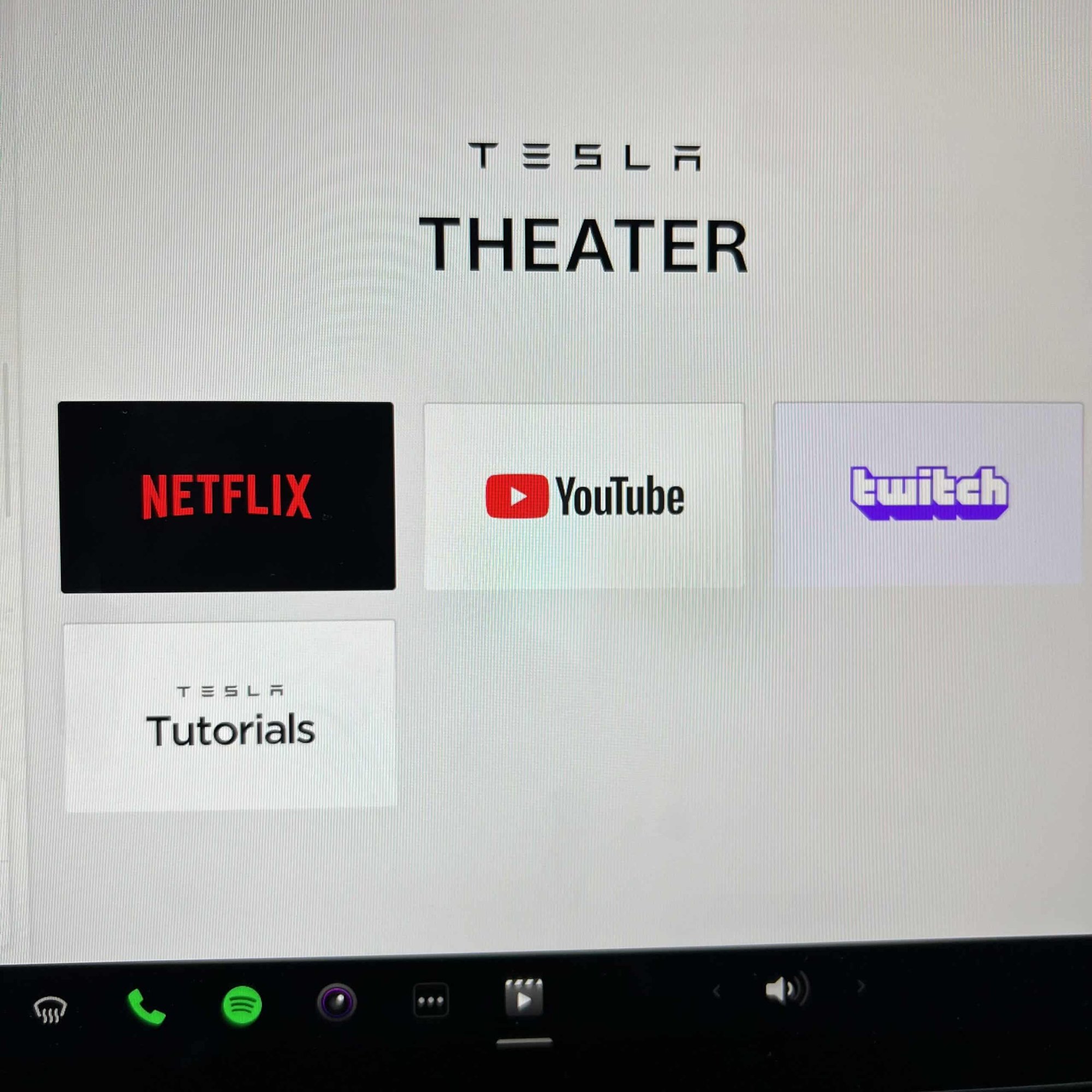 Tesla Model 3 HIGHLAND PREMIUM LFP RWD + MMX PACK + IAP — foto 12