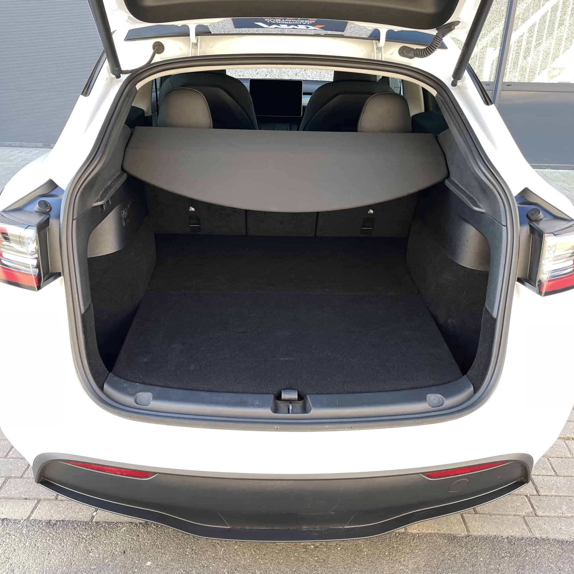 Tesla Model Y PREMIUM LFP RWD + MMX PACK + HW4 + IAP + SOH 96.5% — foto 19