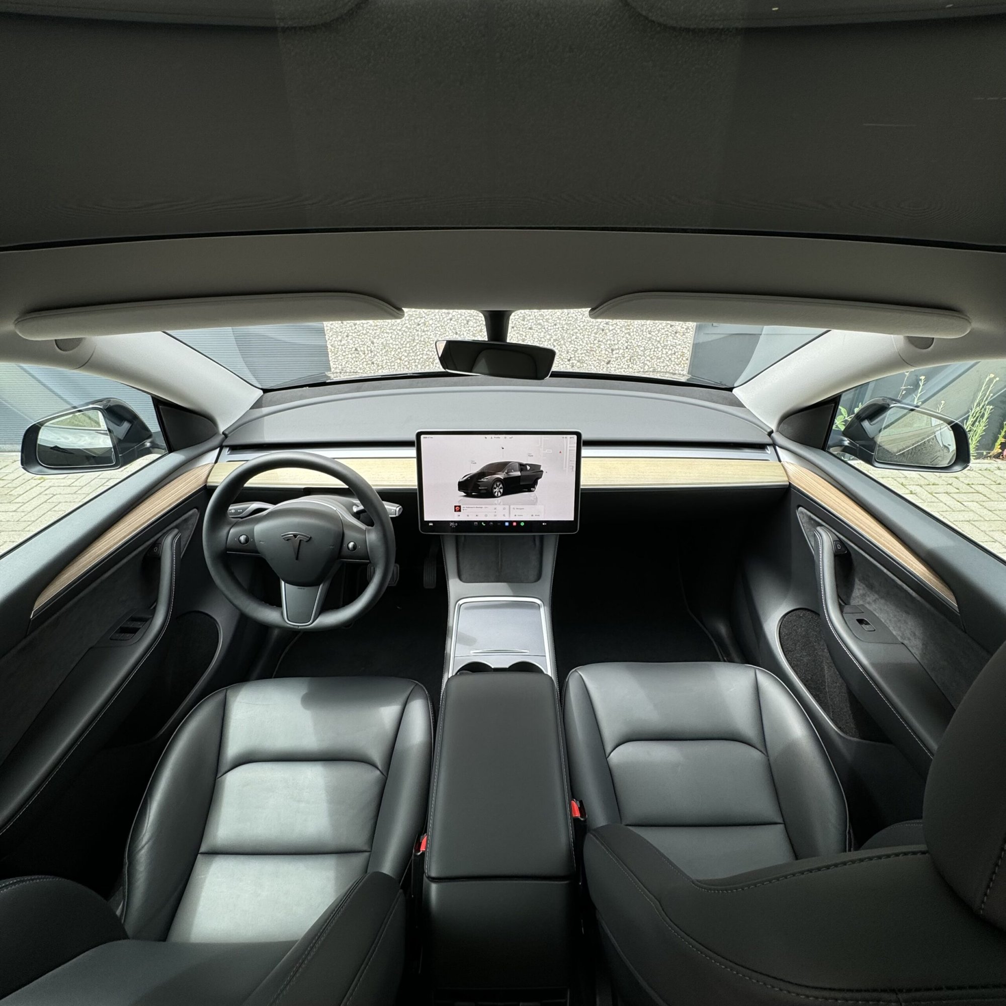 Tesla Model Y Long Range RWD + MMX PACK + IAP + SOH 96.1% — foto 11