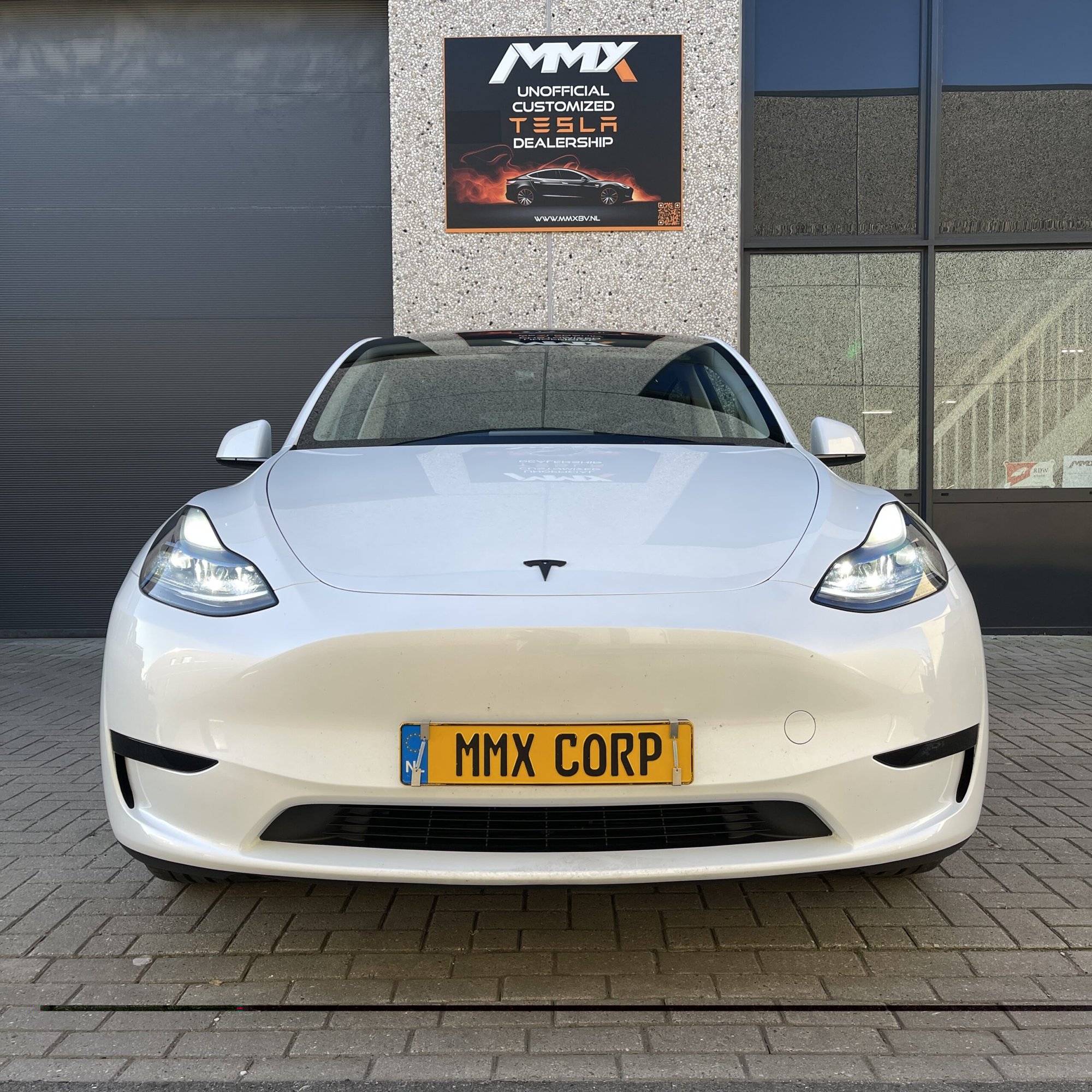 Tesla Model Y PREMIUM LFP RWD + MMX PACK + IAP + HW4 + SOH 96.9% — foto 4