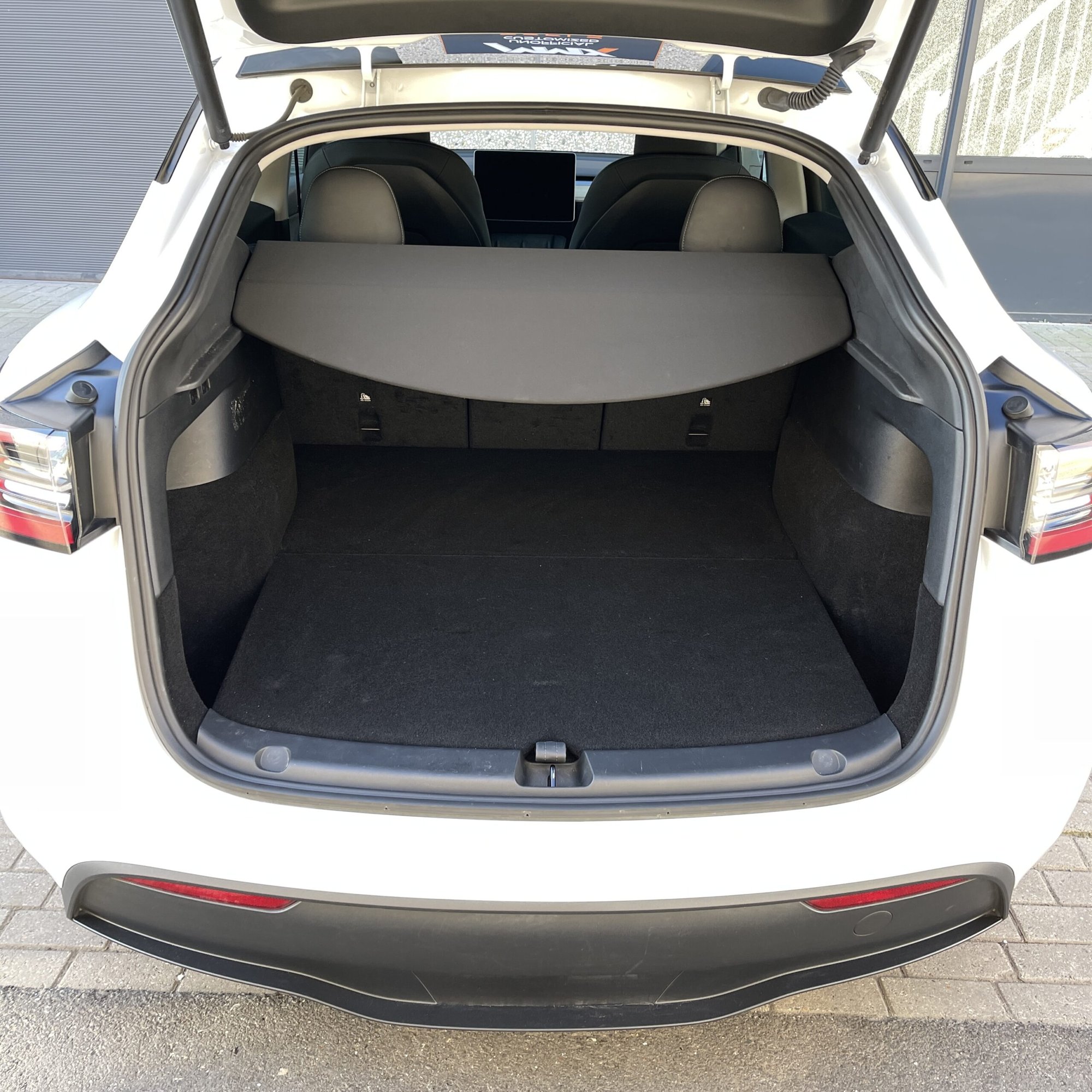 Tesla Model Y PREMIUM LFP RWD + MMX PACK + HW4 + SOH 97% — foto 19