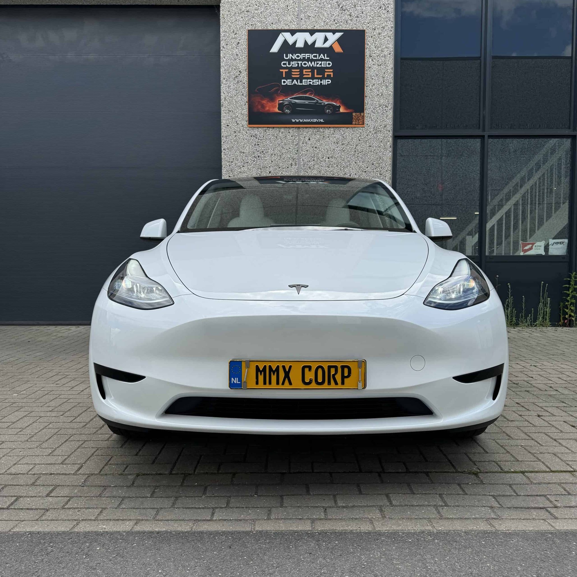 Tesla Model Y RWD MMX PACK + IAP — foto 4