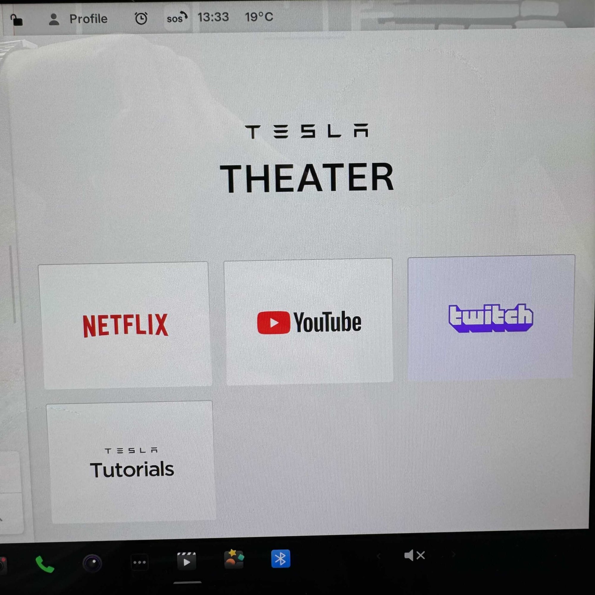 Tesla Model Y RWD + MMX PACK + IAP — foto 12