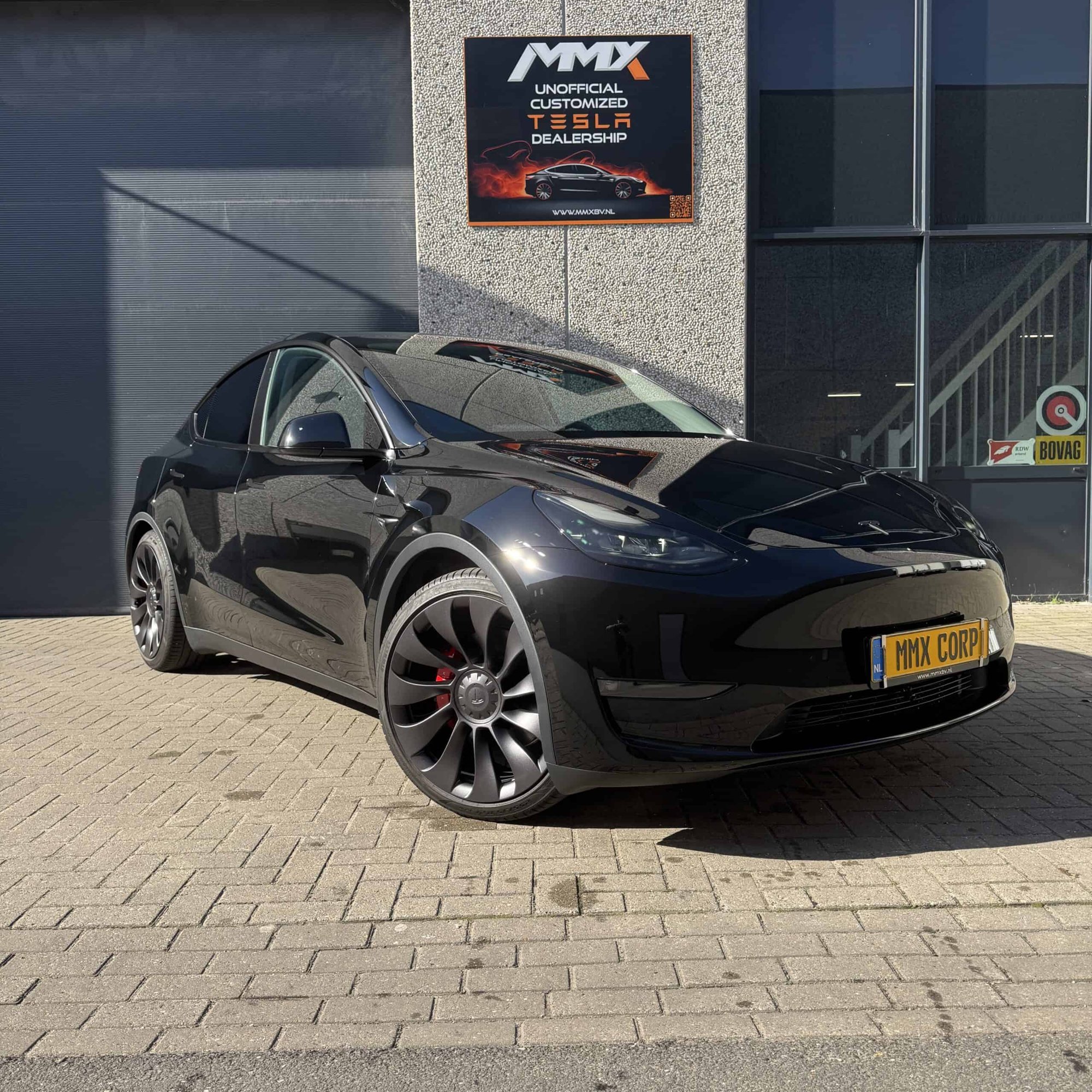 Tesla Model Y Performance + MMX PACK + EAP + SOH 94% — foto 3