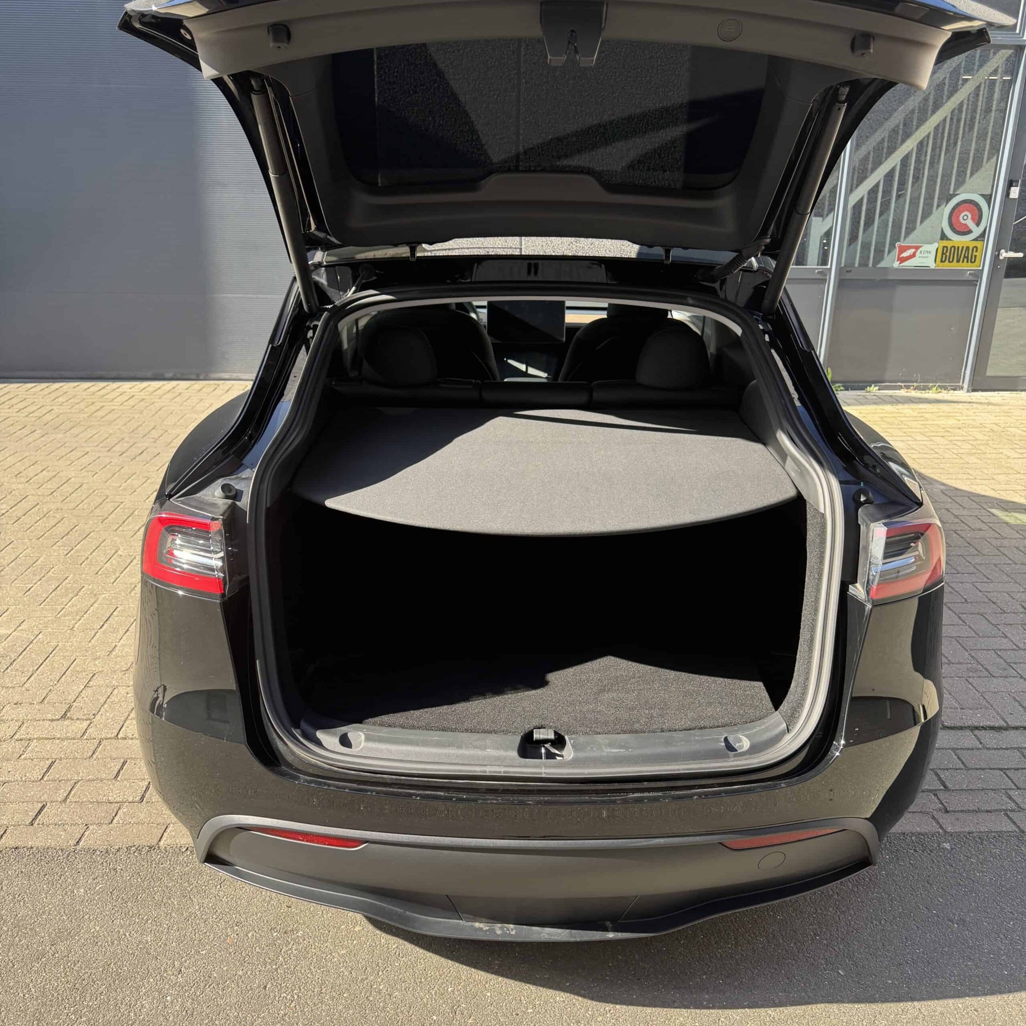 Tesla Model Y Performance + MMX PACK + EAP + SOH 94% — foto 17