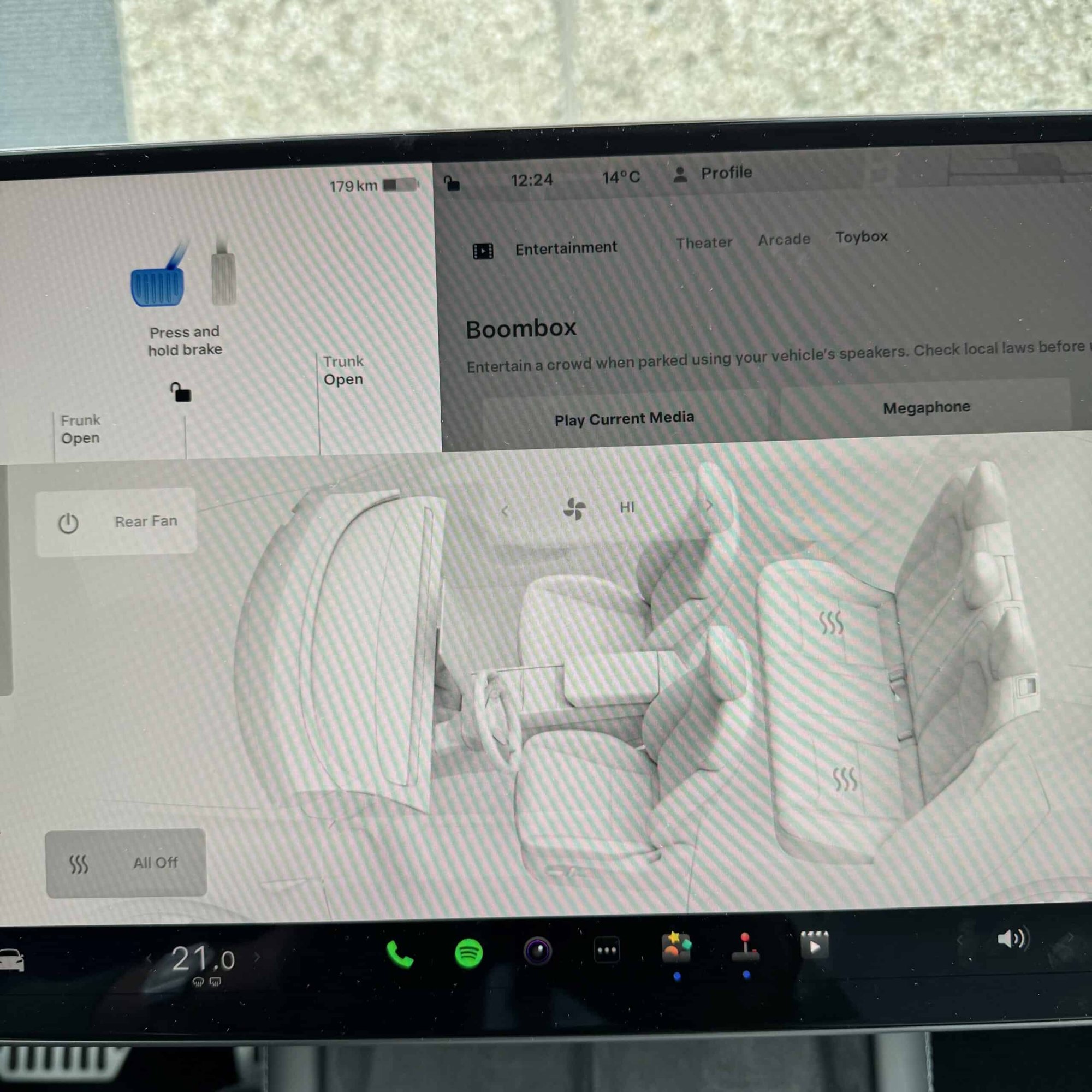 Tesla Model 3 SR+ HIGHLAND MMX PACK + IAP — foto 20