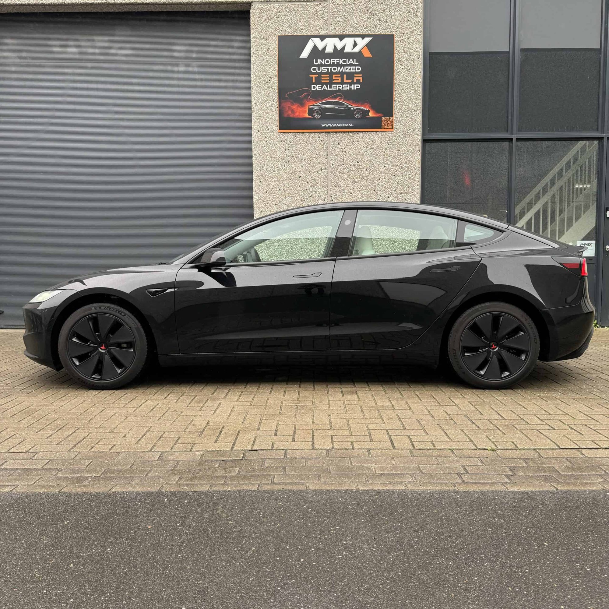 Tesla Model 3 SR+ HIGHLAND MMX PACK + IAP — foto 6