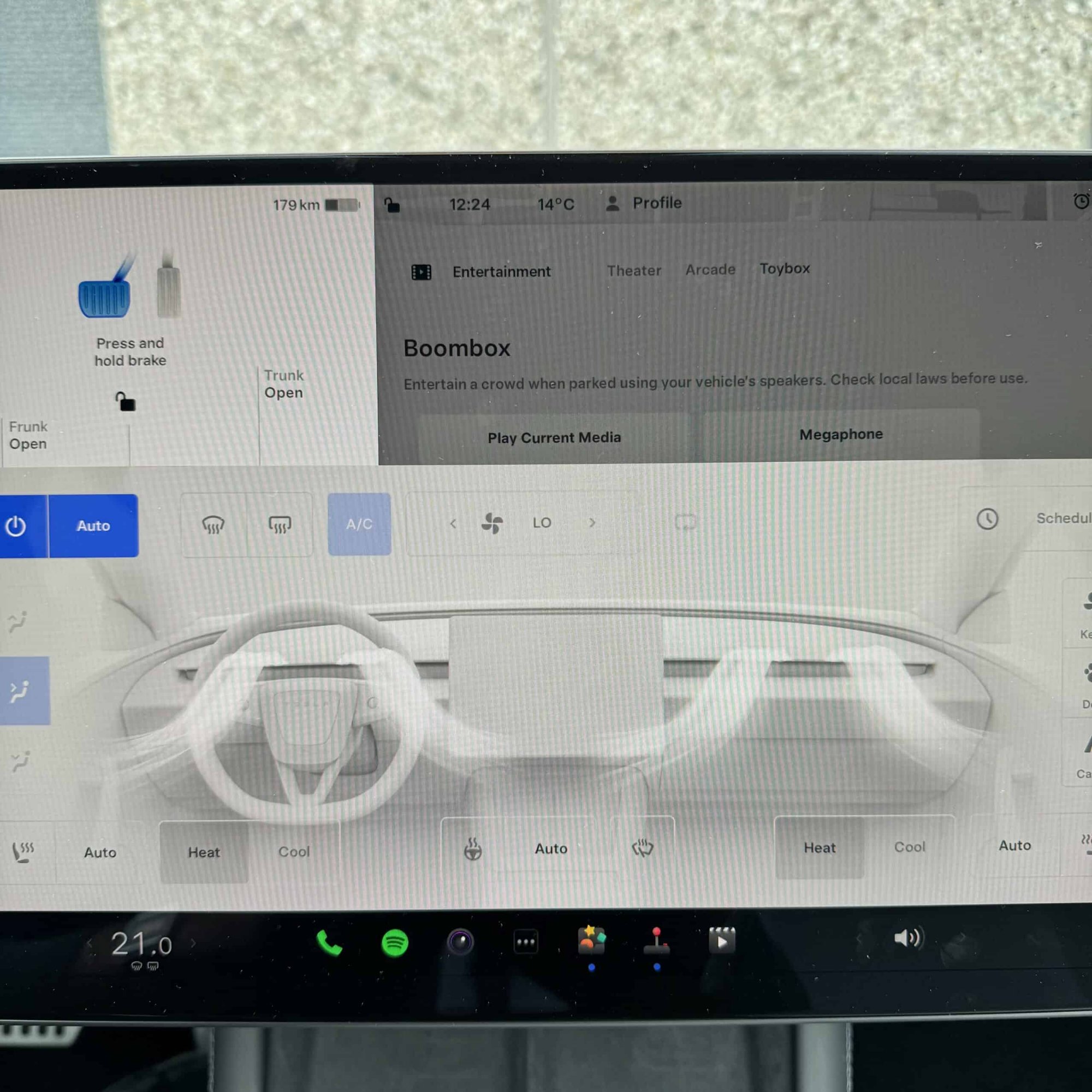 Tesla Model 3 SR+ HIGHLAND MMX PACK + IAP — foto 19