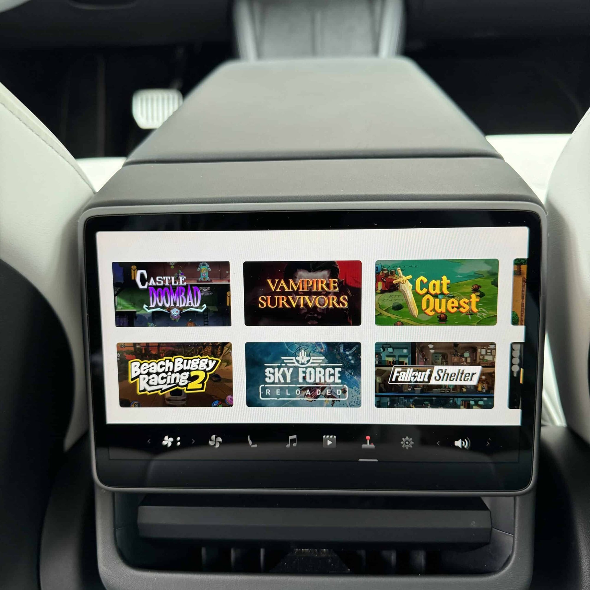 Tesla Model 3 SR+ HIGHLAND MMX PACK + IAP — foto 13