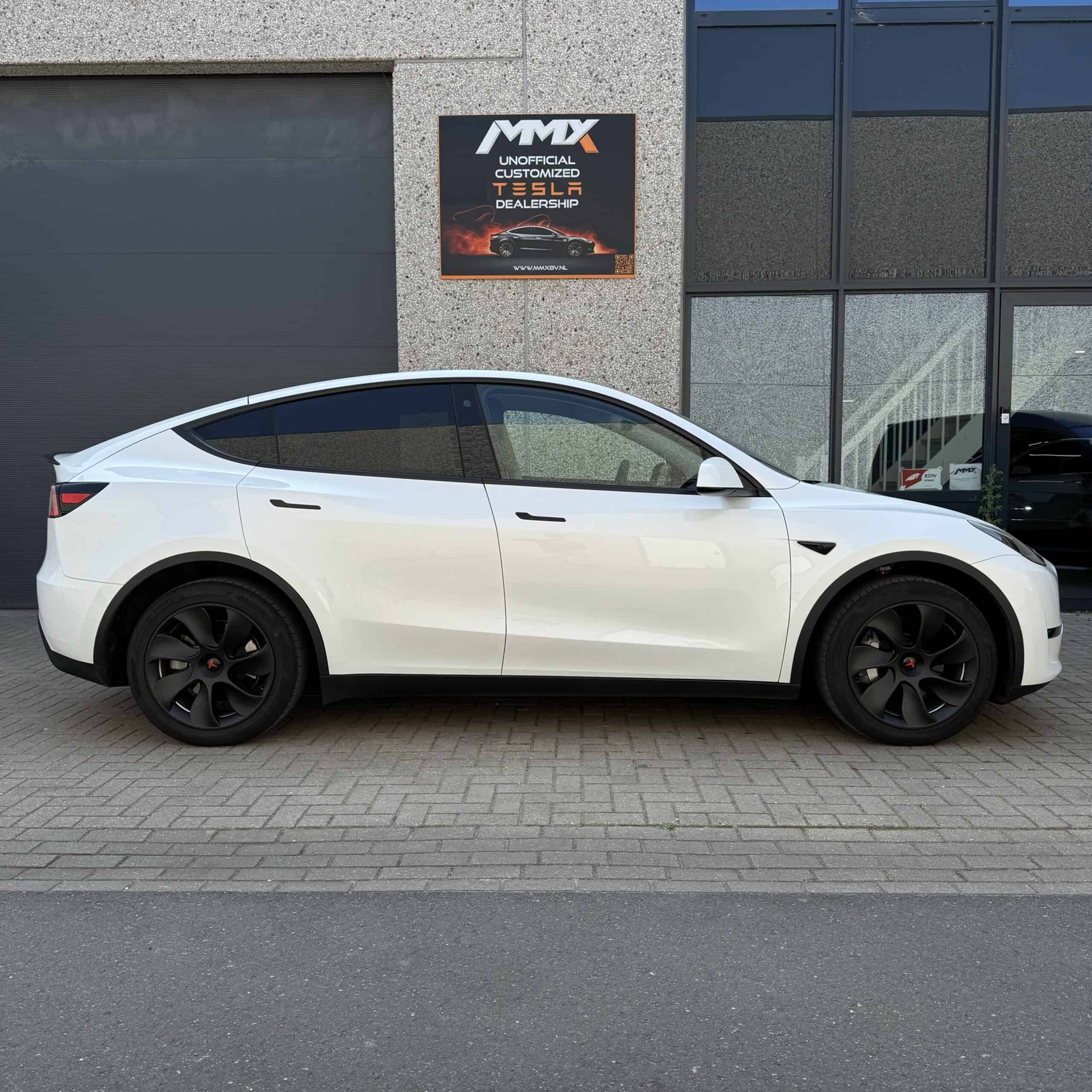 Tesla Model Y Long Range AWD + MMX PACK + IAP + SOH 94.1% — foto 2