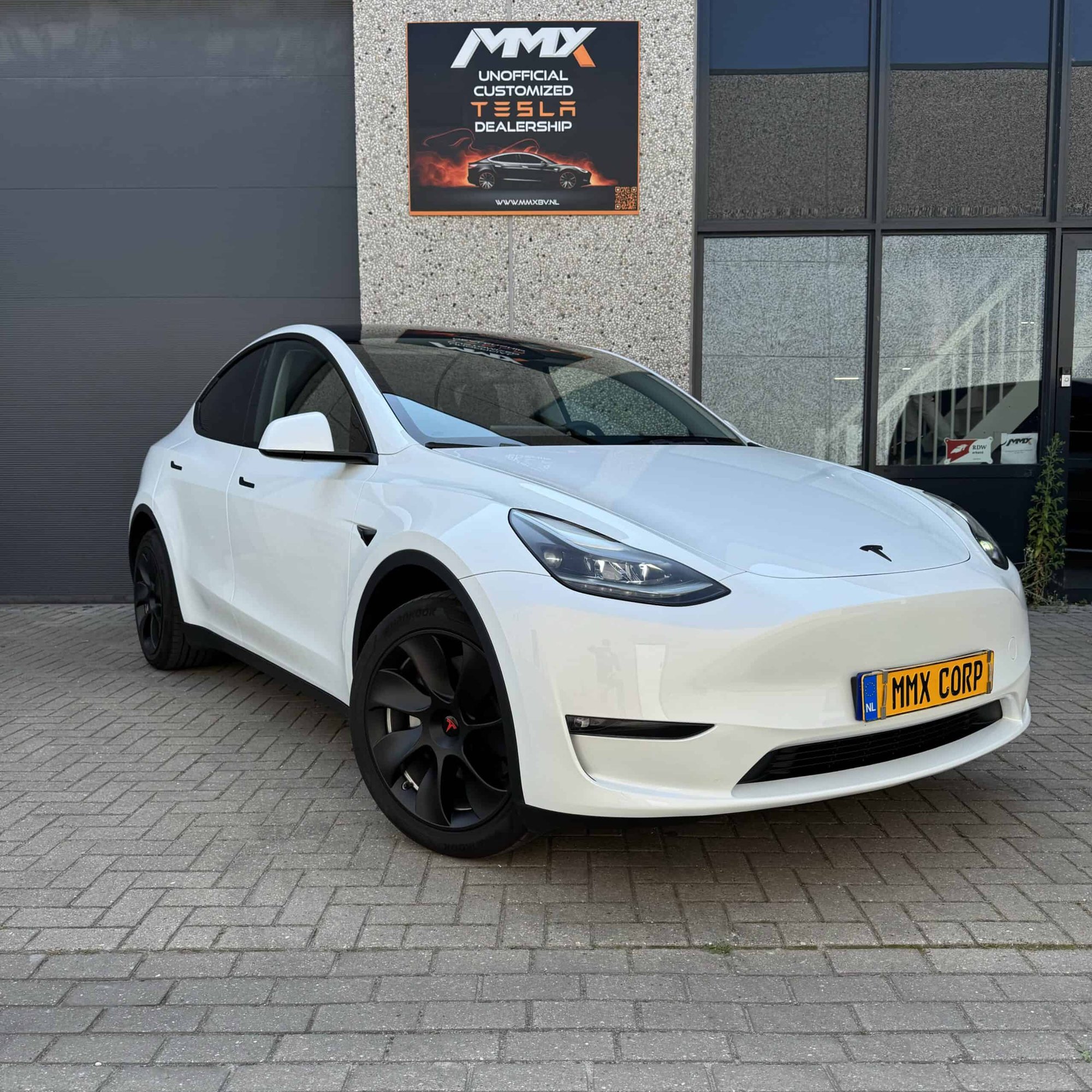 Tesla Model Y Long Range AWD + MMX PACK + IAP + SOH 94.1% — foto 3