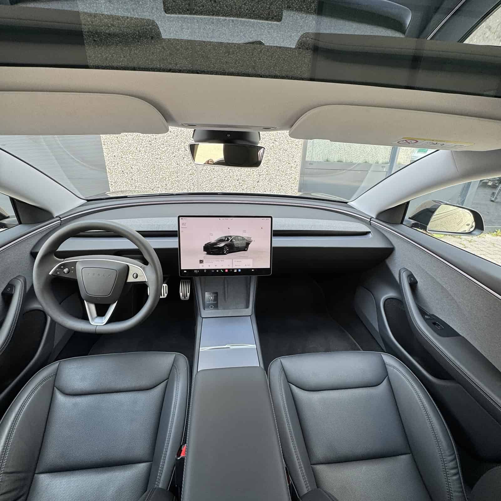 Tesla Model 3 HIGHLAND PREMIUM LFP RWD + MMX PACK + IAP + SOH 97% — foto 11