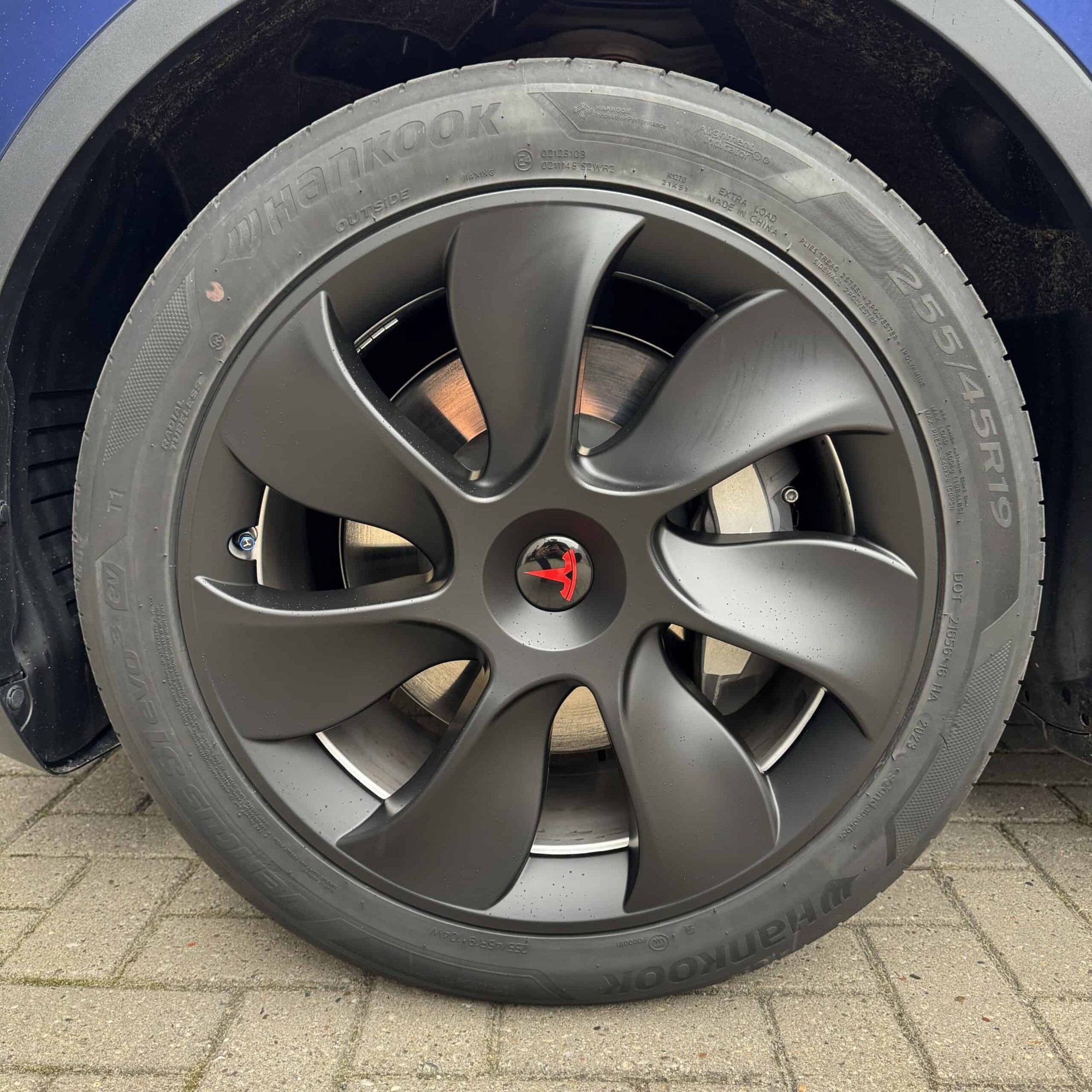 Tesla Model Y PREMIUM LFP RWD MMX PACK + IAP + SOH 94.6% — foto 17