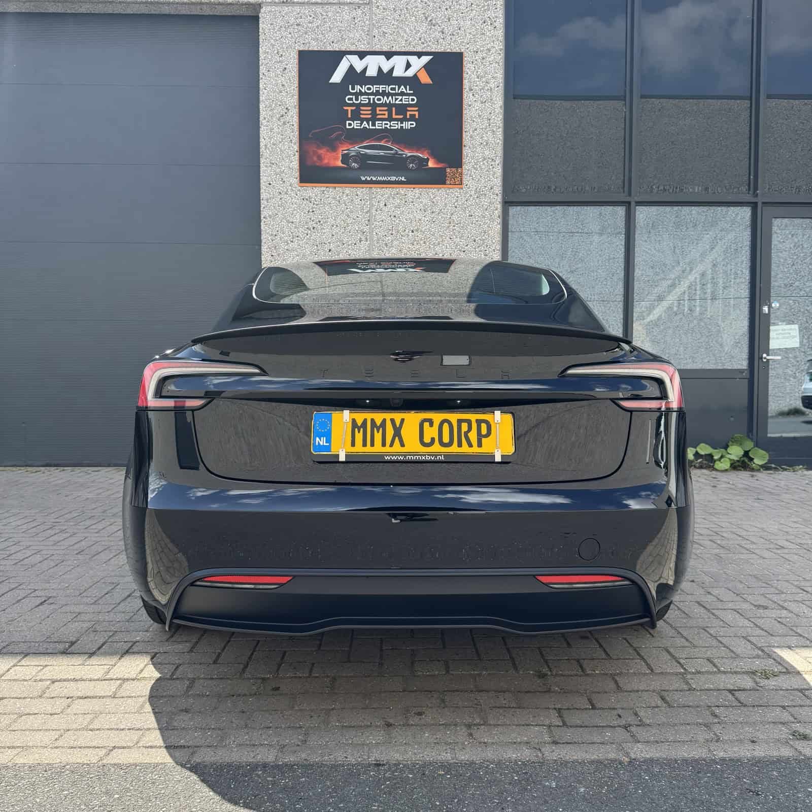 Tesla Model 3 HIGHLAND PREMIUM LFP RWD + MMX PACK + IAP + SOH 96.5% — foto 8