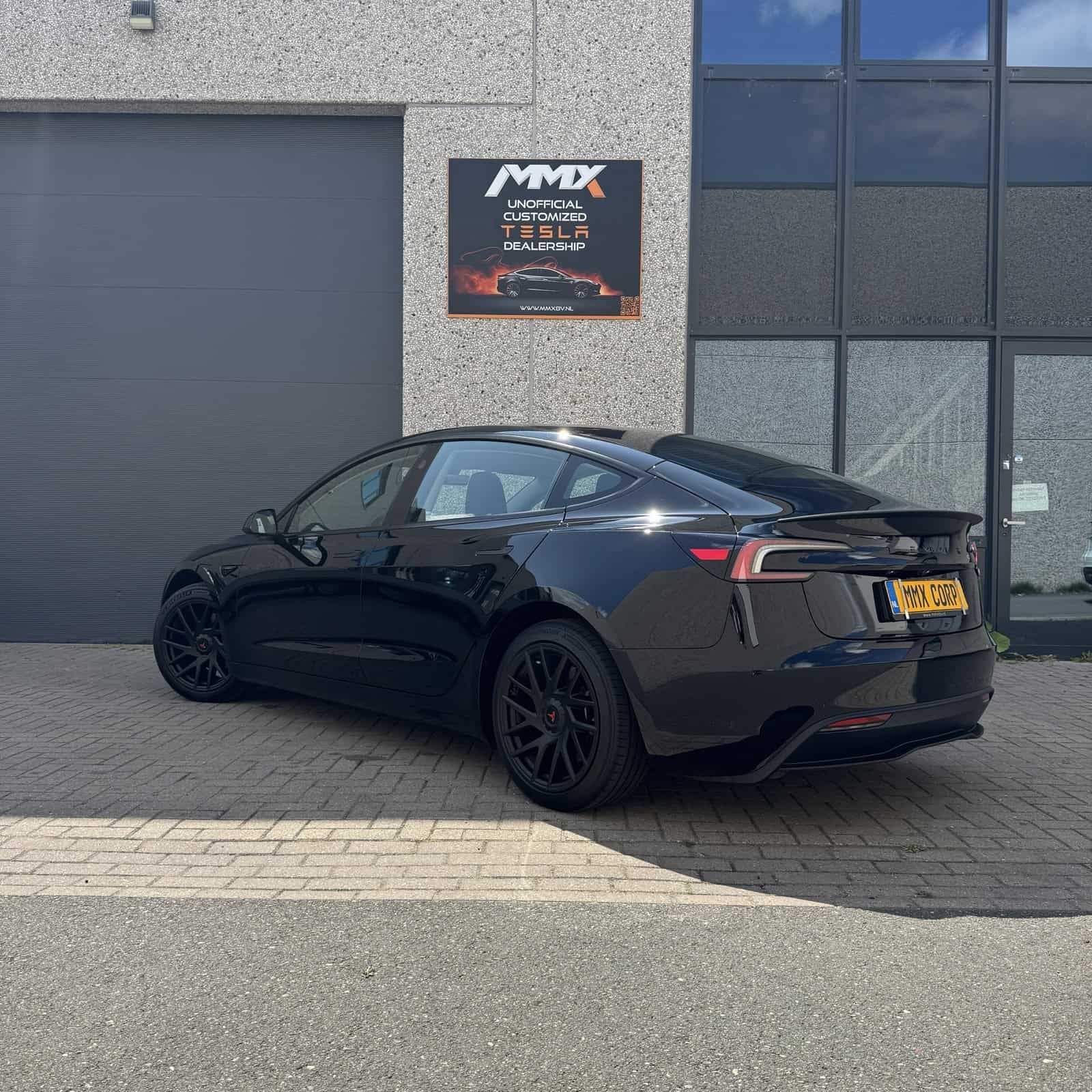 Tesla Model 3 HIGHLAND PREMIUM LFP RWD + MMX PACK + IAP + SOH 96.5% — foto 7