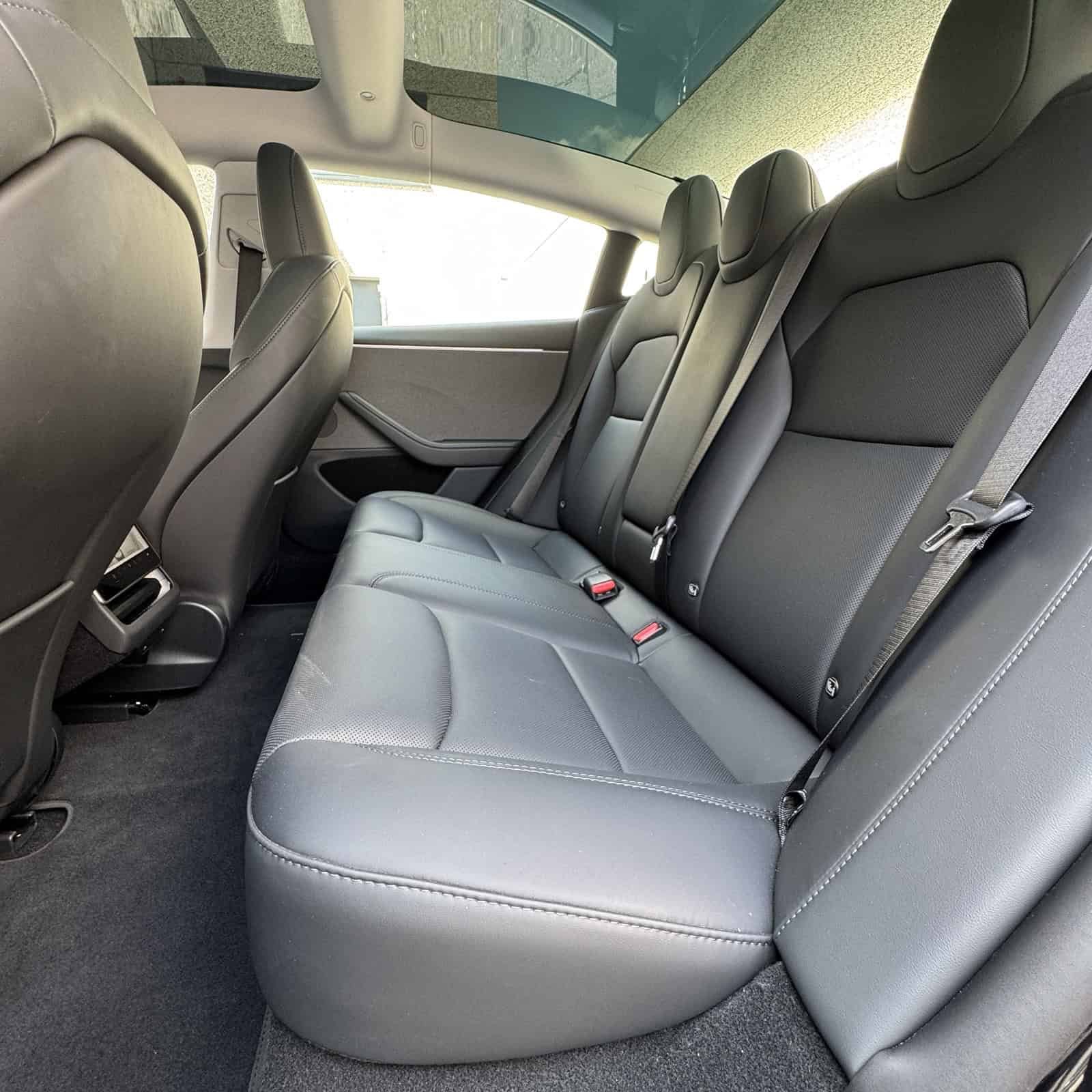 Tesla Model 3 HIGHLAND PREMIUM LFP RWD + MMX PACK + IAP + SOH 96.5% — foto 10