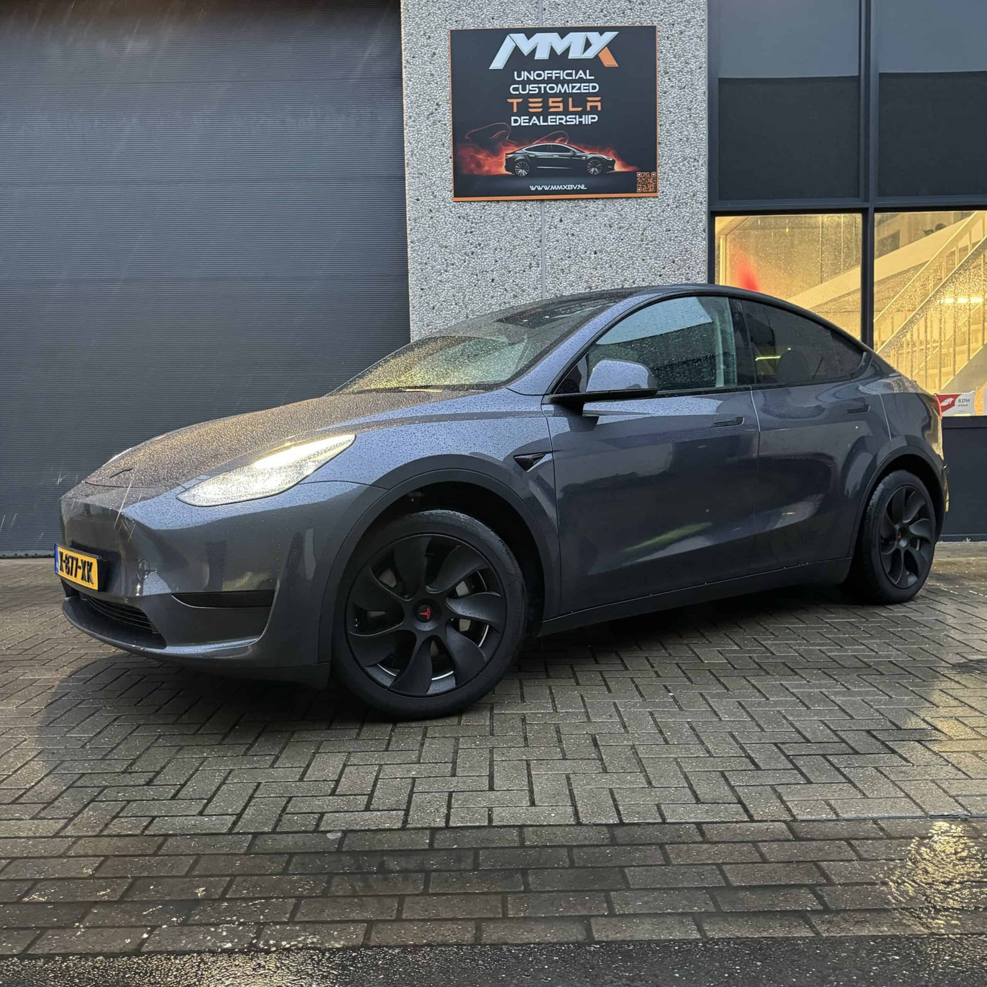 Tesla Model Y RWD MMX PACK + IAP — foto 5