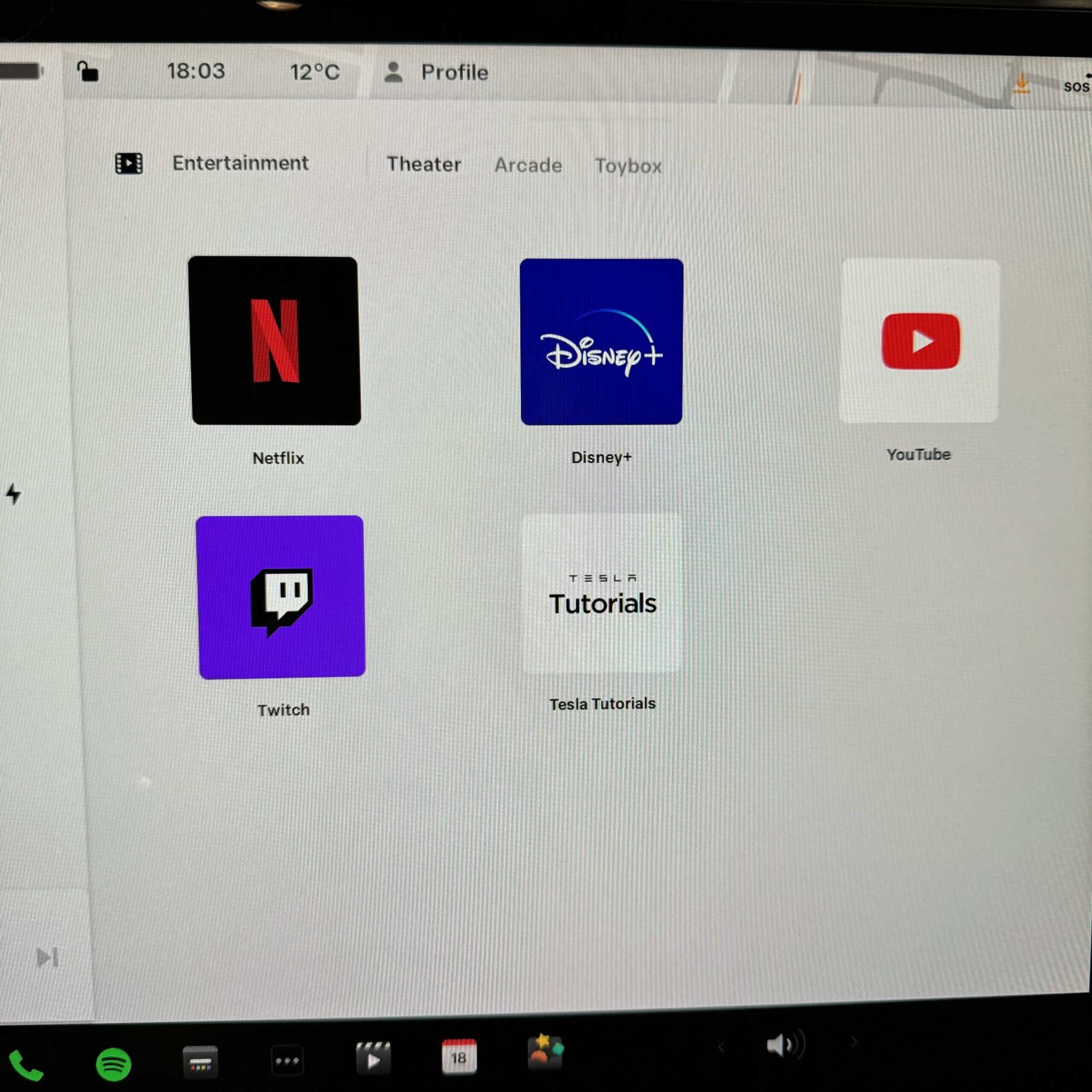 Tesla Model Y RWD MMX PACK + IAP — foto 12