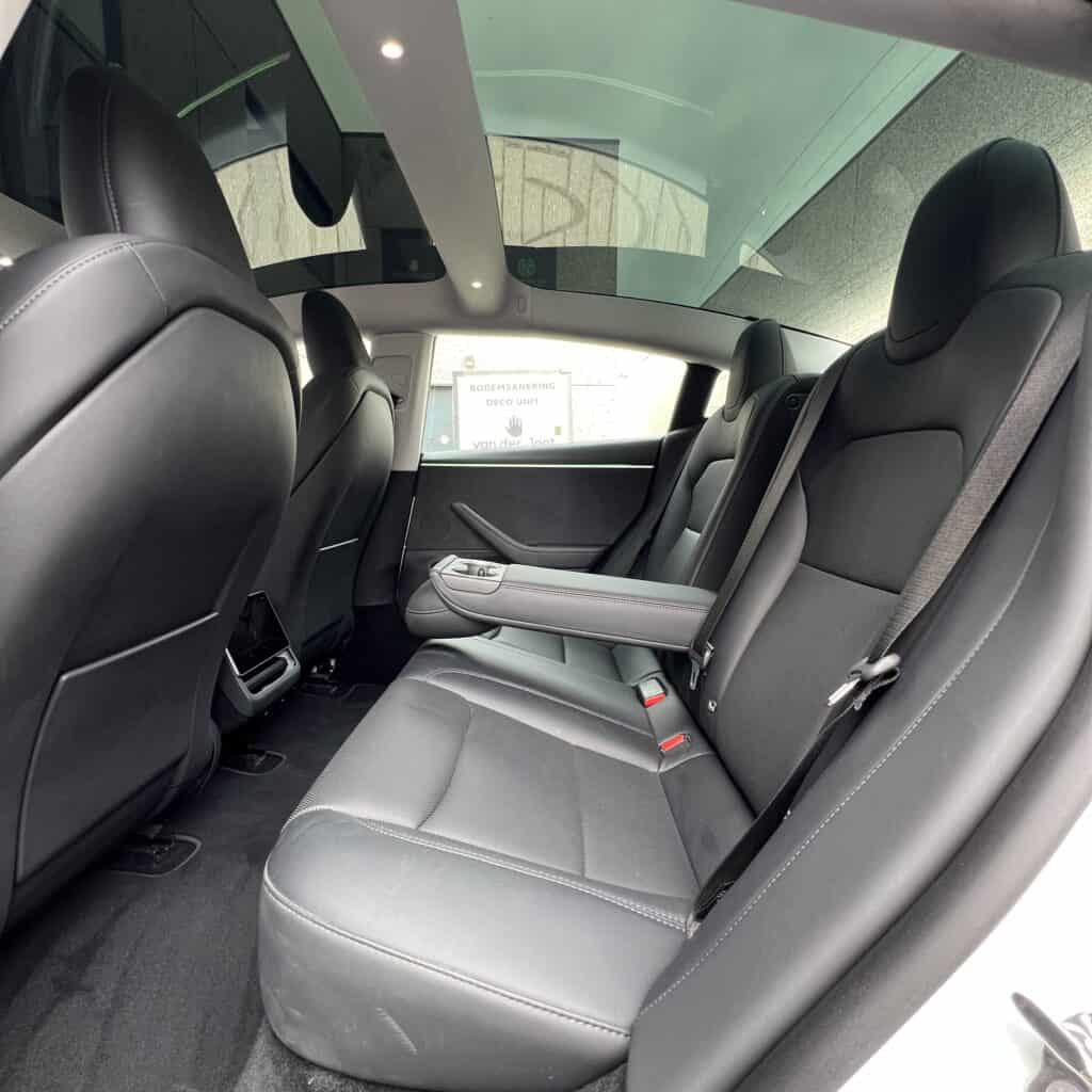 *NEW* Model 3 LONG RANGE HIGHLAND Pillar Delete 19" Velgen Rode Remklauwen